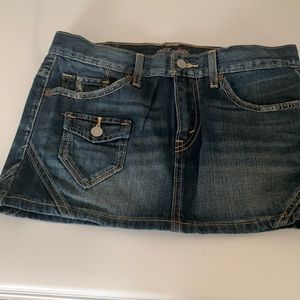 Brand new, never worn juniors mini skirt